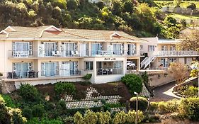 Phoenix Lodge And Waterside Accommodation